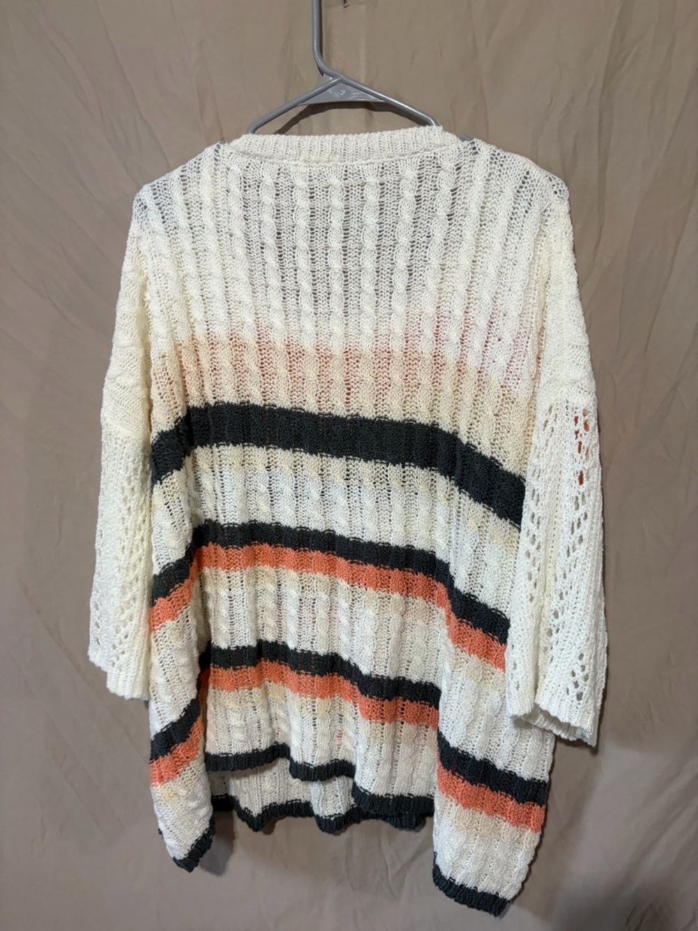 POL coverup pullover - Picture 4 of 4